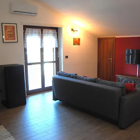 Vintage Apartment Caselle Torinese Exterior photo